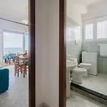 Διαμέρισμα Breathtaking Seaview Flat In Sardinia Porto Torres