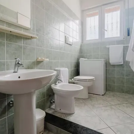 Appartement Breathtaking Seaview In Porto Torres